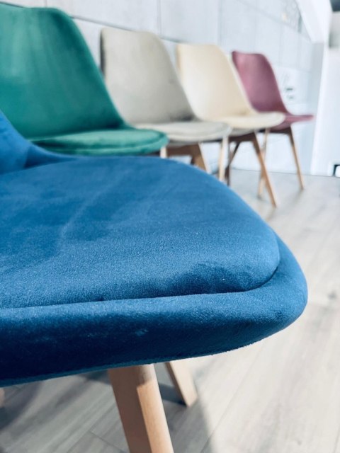 Krzesło skandynawskie MONZA GRANDE BLUE VELVET Lugano