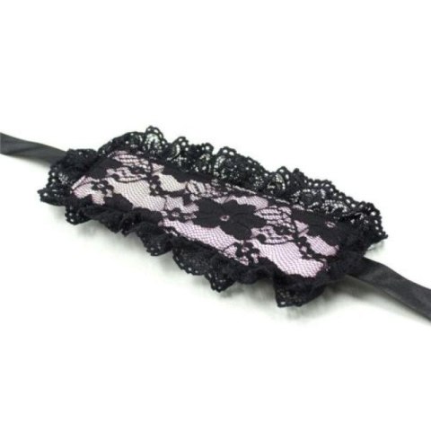 Lace Bondage Kit Toyz4lovers Lace Bondage Kit Toyz4lovers