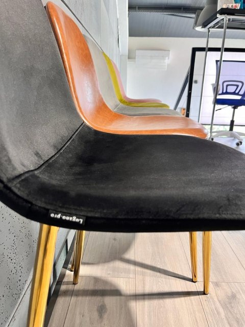 Krzesło tapicerowane GIULIA VELVET BLACK GOLD Lugano