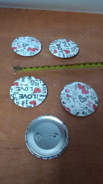 Przypinka 5szt WALENTYNKA 5,5 cm /P826 Przypinka 5szt WALENTYNKA 5,5 cm /P826