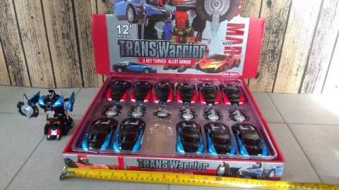 Robot metalowy TRANSFORMERS 13cm HXSY03 Robot metalowy TRANSFORMERS 13cm HXSY03