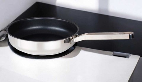PATELNIA ZE STALI NIERDZEWNEJ 24cm HUSLA 73961 HUSLA PATELNIA ZE STALI NIERDZEWNEJ 24cm HUSLA 73961 HUSLA