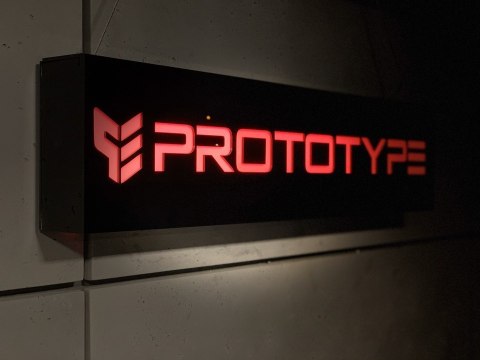 Fotel obrotowy do biurka REVENTON RED PU SPC OUTLET Prototype