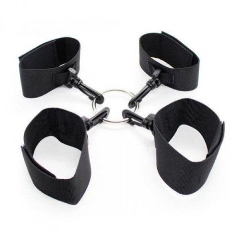 Wiązania-Costrittivo Easy Arms Restraint black Boss of toys Wiązania-Costrittivo Easy Arms Restraint black Boss of toys
