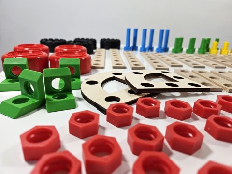 Zabawka konstrukcyjna Mały Konstruktor Junior CONSTRUCTOR JUNIOR 150 EL. Zabawka konstrukcyjna Mały Konstruktor Junior CONSTRUCTOR JUNIOR 150 EL.