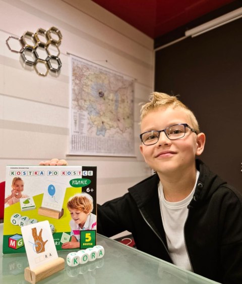 MONTESSORI ZABAWKA EDUKACYJNA KOSTKA PO KOSTCE - PISANIE 5 KOSTEK MONTESSORI ZABAWKA EDUKACYJNA KOSTKA PO KOSTCE - PISANIE 5 KOSTEK