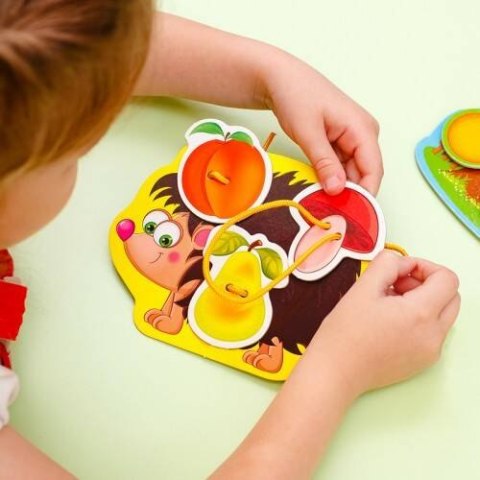 GRA EDUKACYJNA JEŻYK W LESIE SZNUROWANKA NAUKA LICZENIA ROTER KAFER ROTER KAFER GRA EDUKACYJNA JEŻYK W LESIE SZNUROWANKA NAUKA LICZENIA ROTER KAFER ROTER KAFER