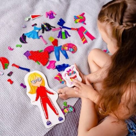 GRA MAGNETYCZNA ALICE AND POLLY UBIERANKA PROJEKTANTKA MODY ROTER KAFER ROTER KAFER