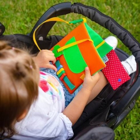 BUSYBOOK DUCK KSIĄŻECZKA EDUKACYJNA WIELOFUNKCYJNA ZAMKI ROTER KAFER ROTER KAFER