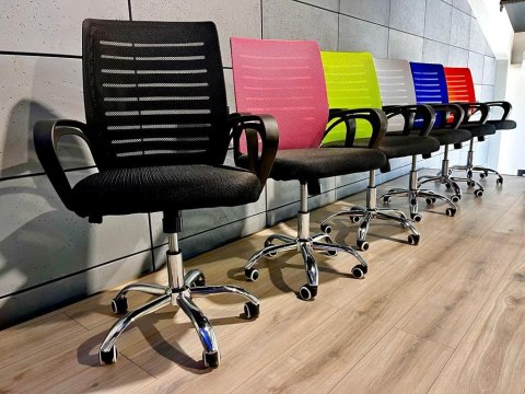 Fotel obrotowy do biurka ARNO BLACK MESH Lugano